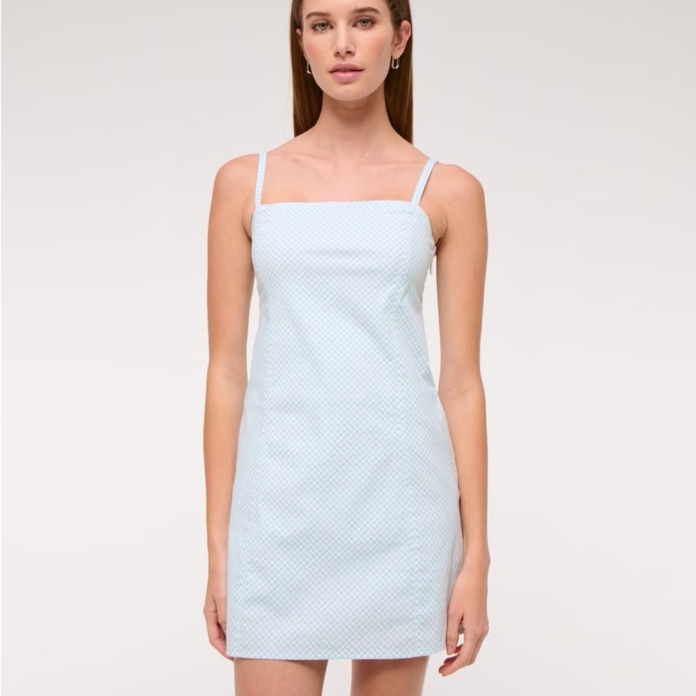 Light Blue Patterned Dress - Picture 2 of 4